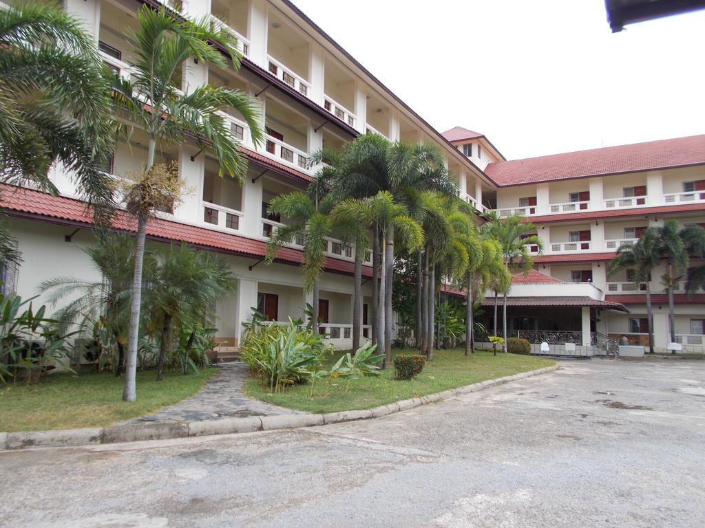 Hotel A.P.Garden Kalasin Exterior foto