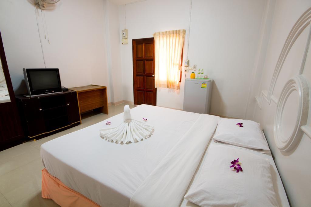 Hotel A.P.Garden Kalasin Exterior foto