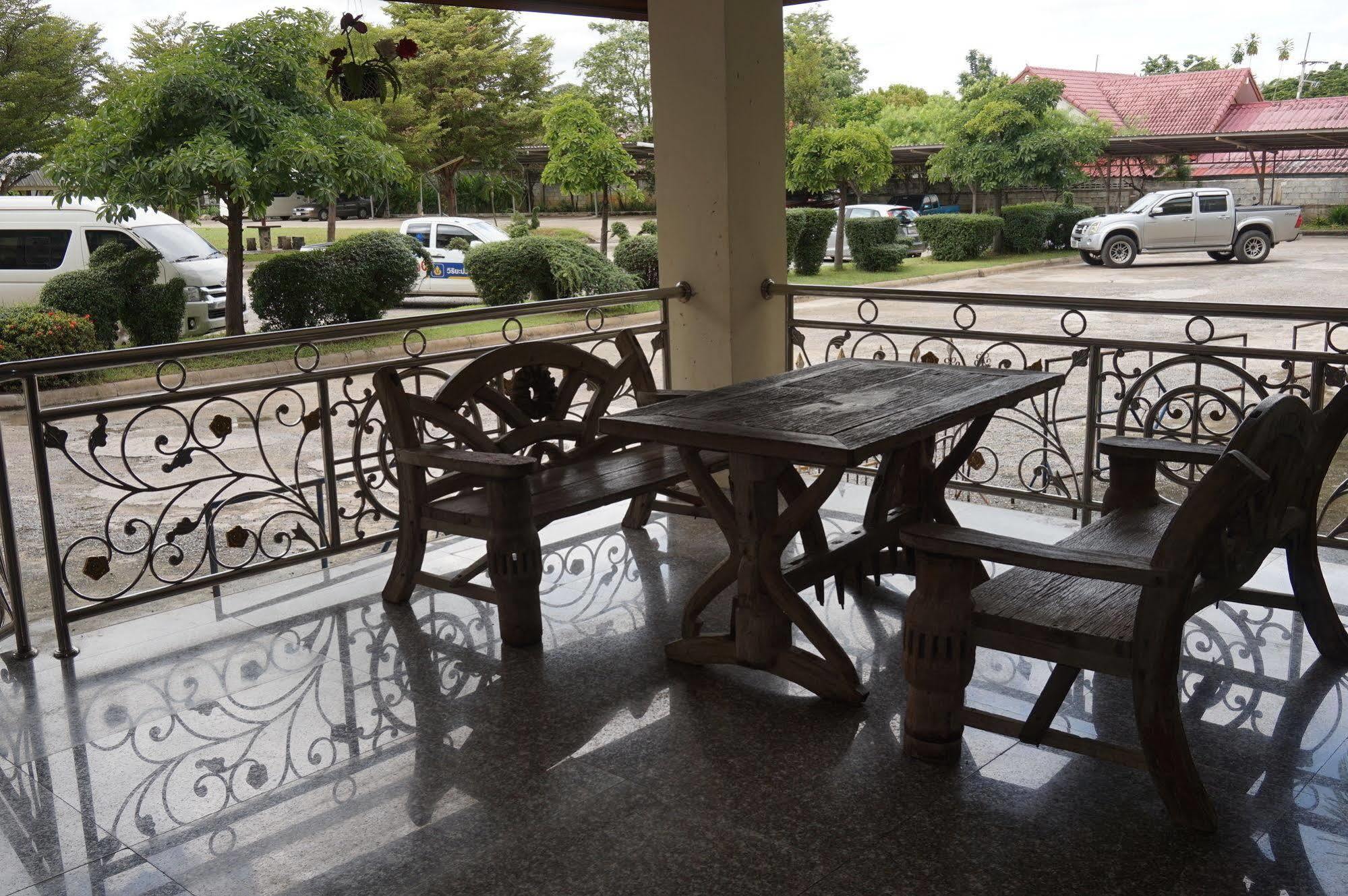 Hotel A.P.Garden Kalasin Exterior foto