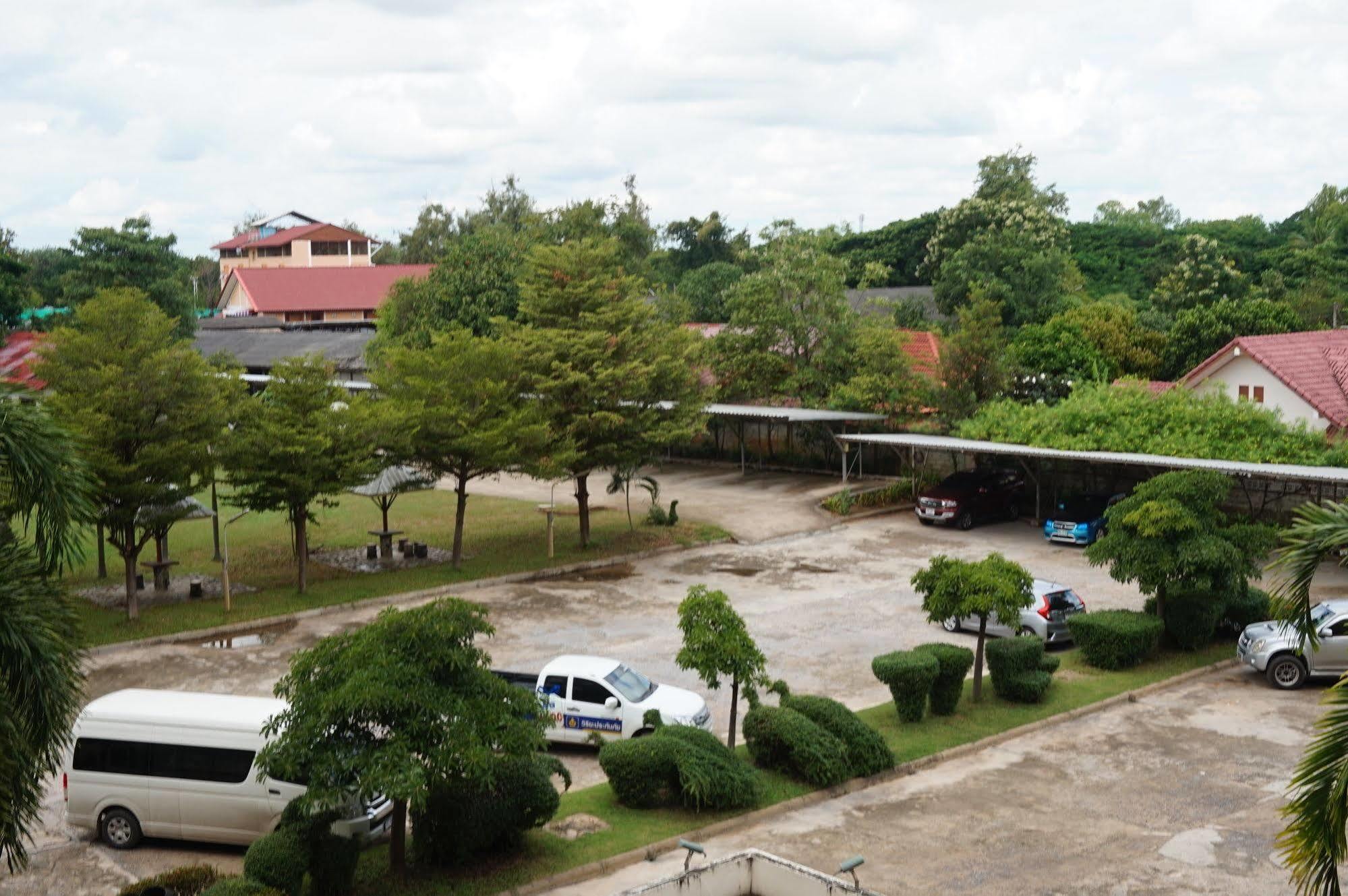 Hotel A.P.Garden Kalasin Exterior foto